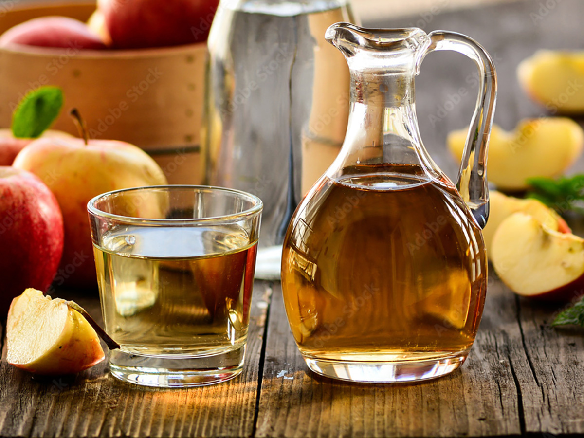 The Multifaceted Benefits of Apple Cider Vinegar: Exploring its Potential Impact on Health and Wellness
